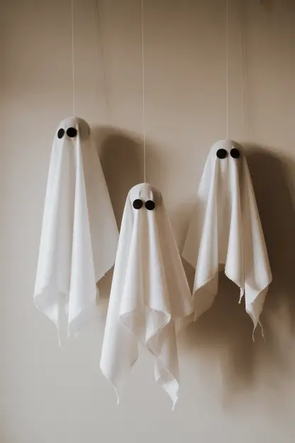Floating Ghosts