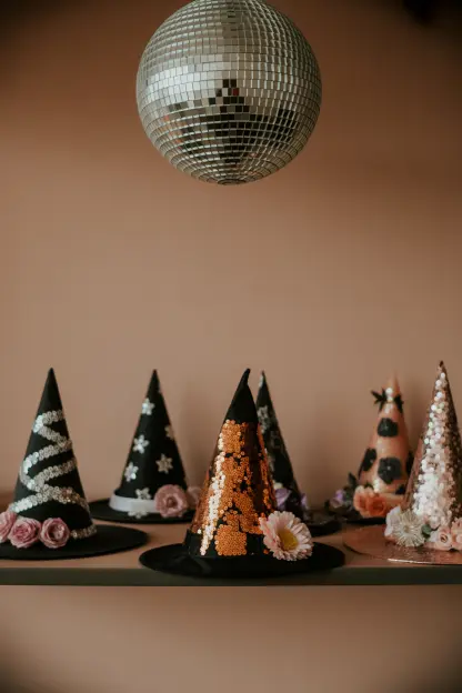 Groovy Witch Hat Display
