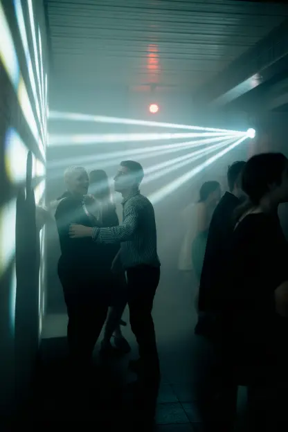 Strobe Light Corners