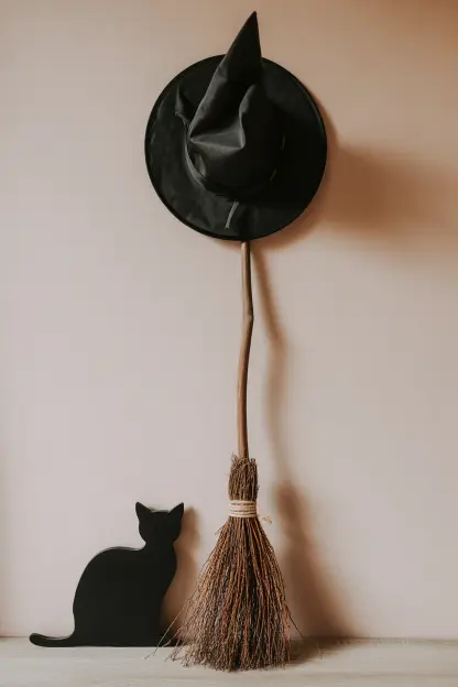 Witch’s Broom Display