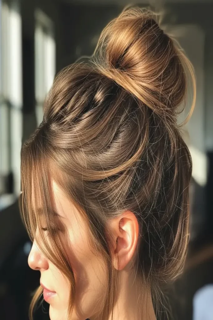 23. Messy Top Bun 832x1248 1
